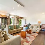 펜션 Martim With Pool & Big Garden Near Braga By Se