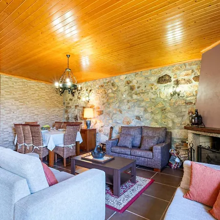 Martim With Pool & Big Garden Near Braga By Se 別荘