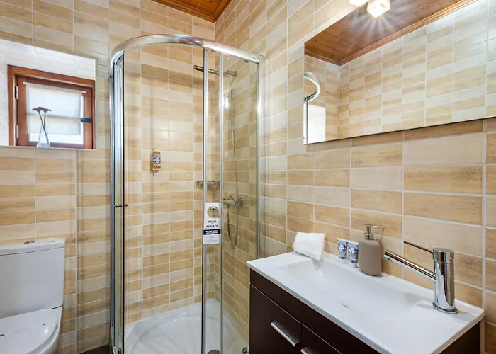 بيت للعطل Martim With Pool & Big Garden Near Braga By Se بارسيلوس