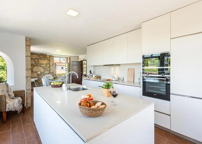 Martim With Pool & Big Garden Near Braga By Se * بارسيلوس