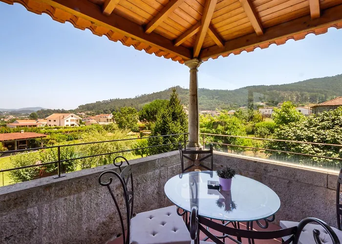 펜션 Martim With Pool & Big Garden Near Braga By Se *