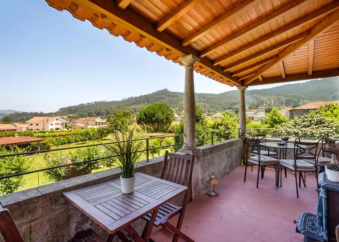 بيت للعطل Martim With Pool & Big Garden Near Braga By Se بارسيلوس