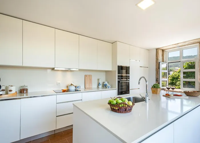 Martim With Pool & Big Garden Near Braga By Se * بارسيلوس