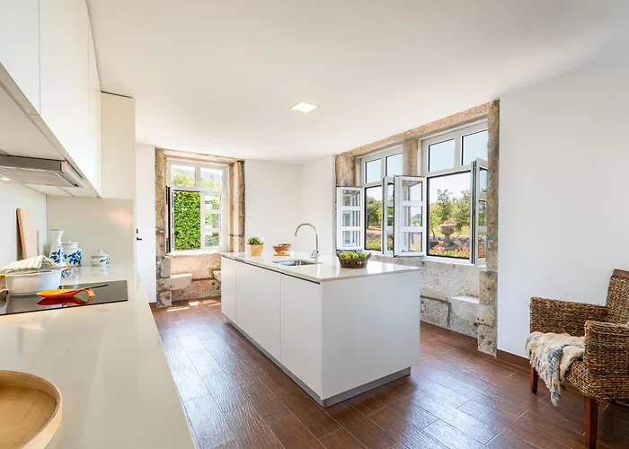 بيت للعطل Martim With Pool & Big Garden Near Braga By Se بارسيلوس